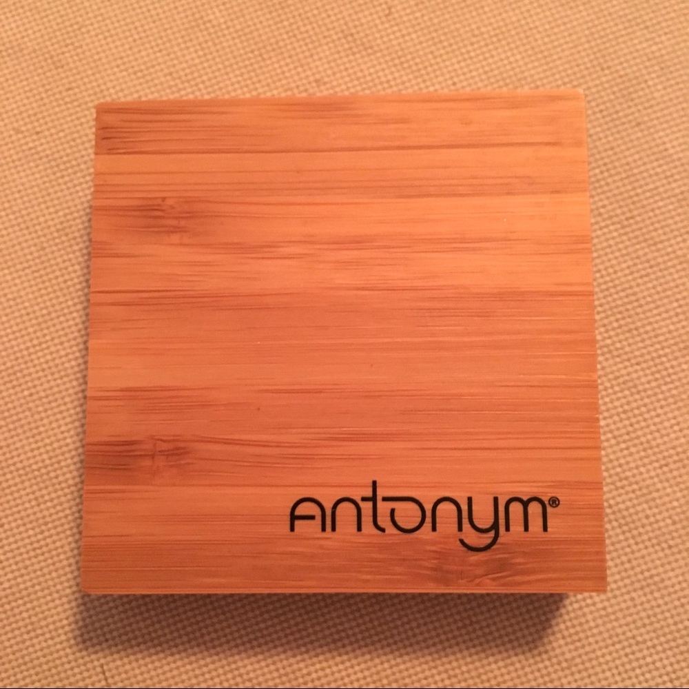 Antonym eye palette